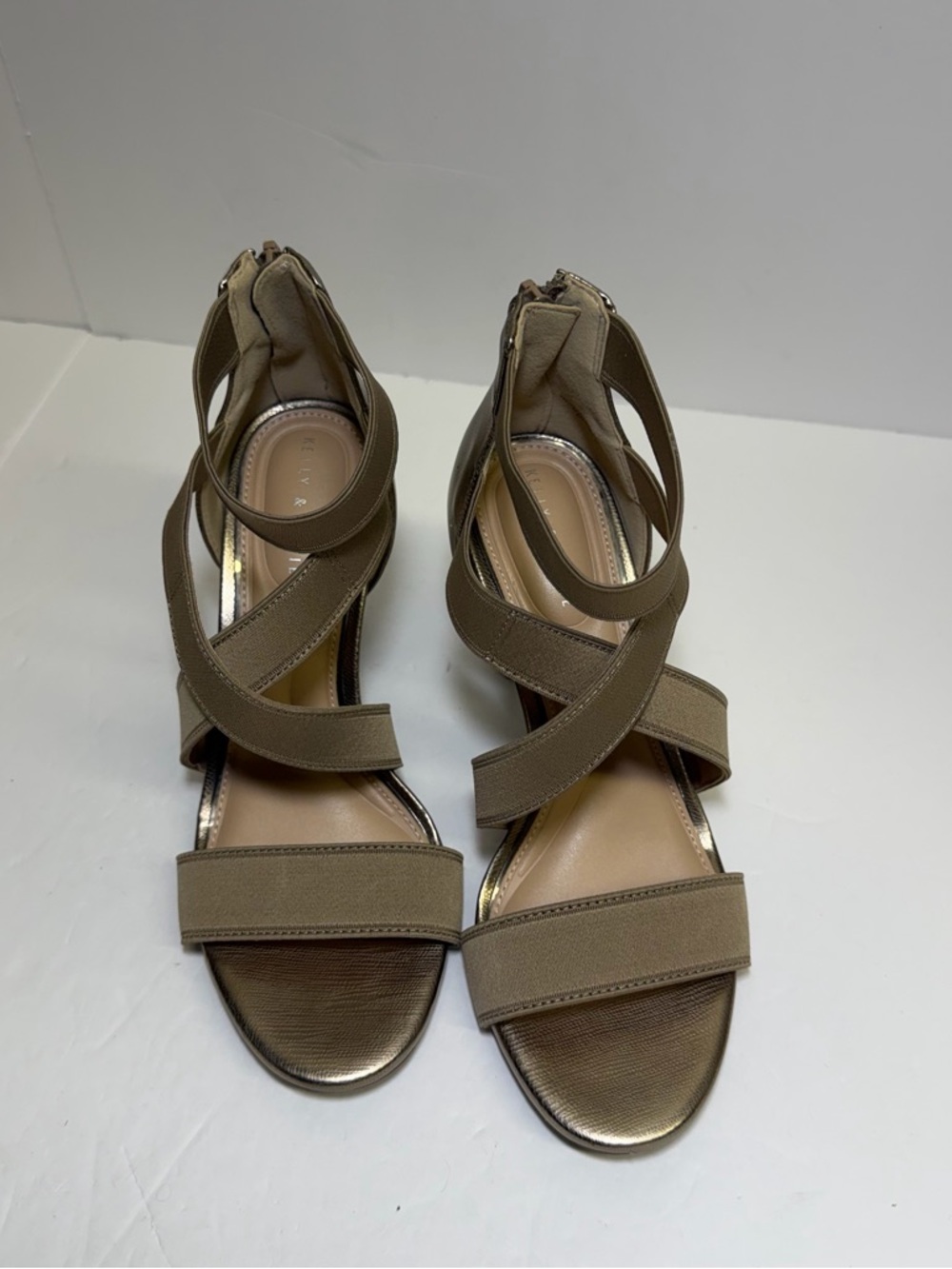 Women’s Kelly & Katie Samiya Sandal Tan/Gold Strappy Sandals size 7